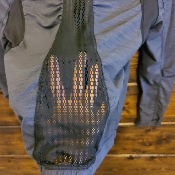 Lululemon Jacket - Picture 3 of 6